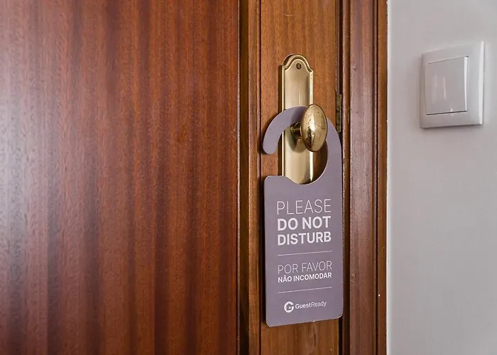 Πανσιόν In Flores