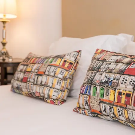 ゲストハウス In Flores 3*