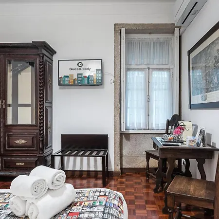 ゲストハウス In Flores 3*