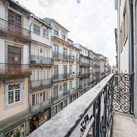 ゲストハウス In Flores 3*