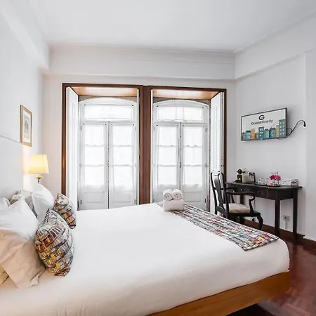 In Flores Maison d'hôtes Oporto